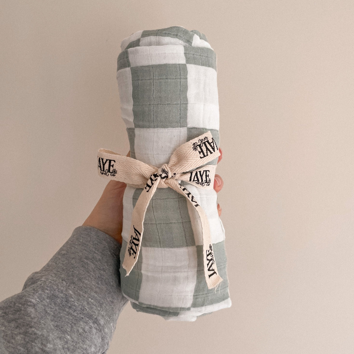 CHECKERED SWADDLE MIST Jaye and Co
